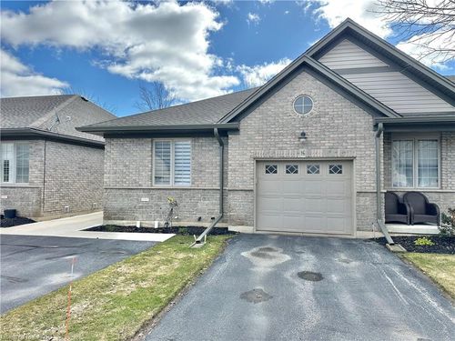 16-800 Main St, Port Dover, ON, N0A1N0 | Card Image