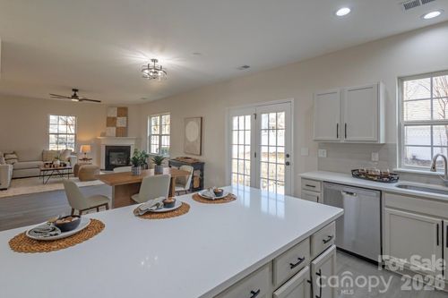 10631 Atkins Ridge Dr, Charlotte, NC, 28213-4297 | Card Image