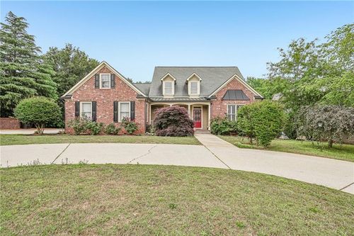 8658 Newborn Way, Douglasville, GA, 30134-1661 | Card Image
