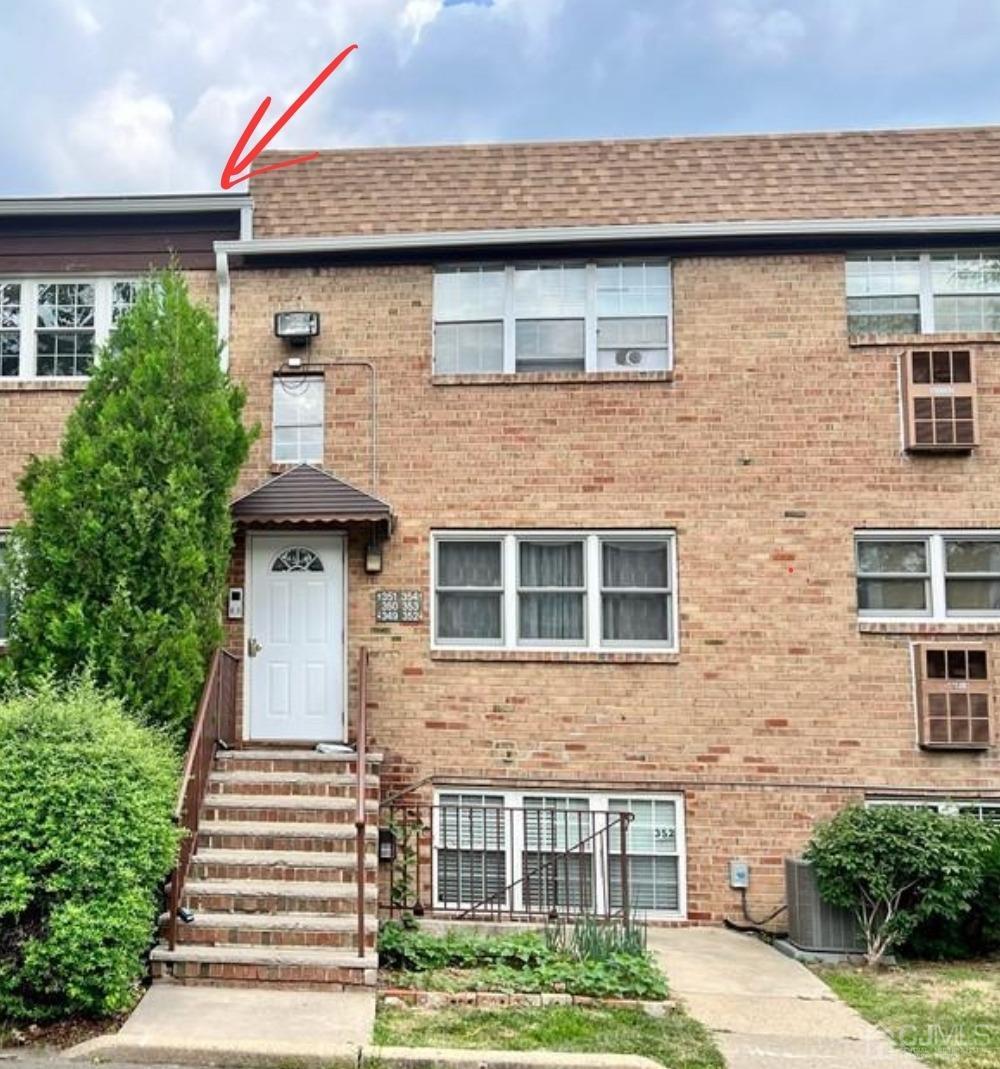 College Dr, Edison, NJ 08817