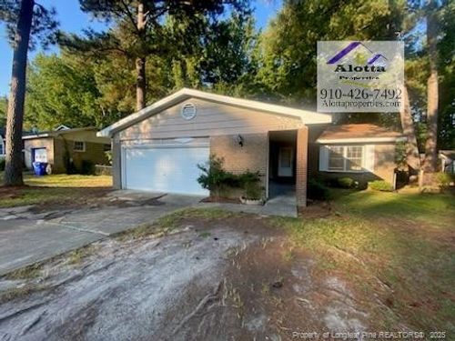 733 Goodyear Dr, Spring Lake, NC, 28390-3040 | Card Image