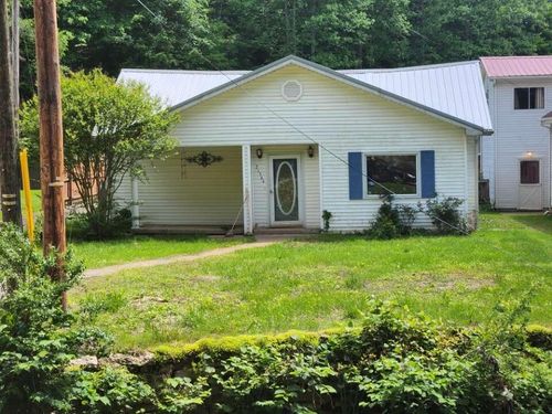 21544 Ky Route 122, Mc Dowell, KY, 41647 | Card Image