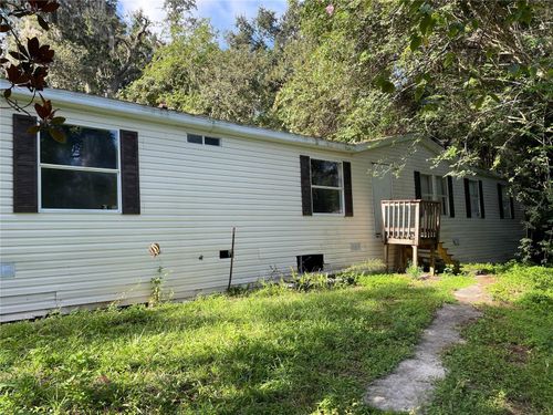 19900 Se 156th St, UMATILLA, FL, 32784-8285 | Card Image