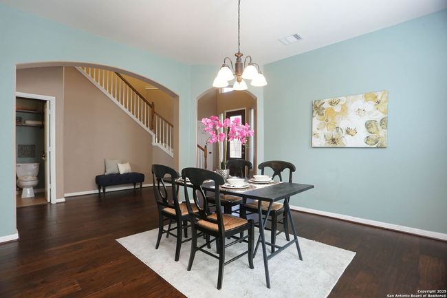 9510 Loyal Vly, House other with 4 bedrooms, 3 bathrooms and null parking in San Antonio TX | Image 11