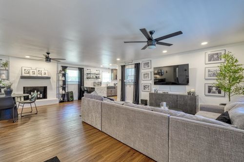 466 Belcher Rd, Boiling Springs, SC, 29316-8368 | Card Image