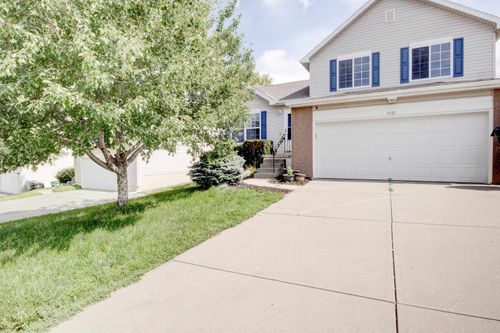 8841 Quest St, Omaha, NE, 68122-5238 | Card Image