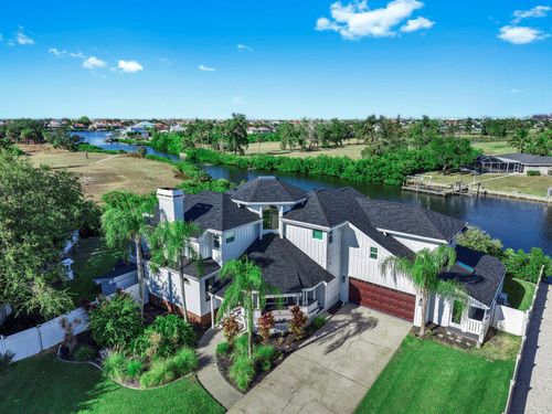 945 Bunker View Dr, APOLLO BEACH, FL, 33572-2820 | Card Image