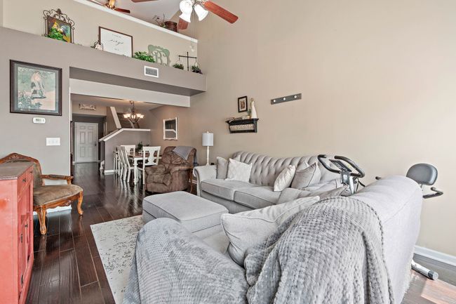 1071 Muna Ct, Townhouse with 3 bedrooms, 3 bathrooms and 3 parking in Spring Hill TN | Image 7