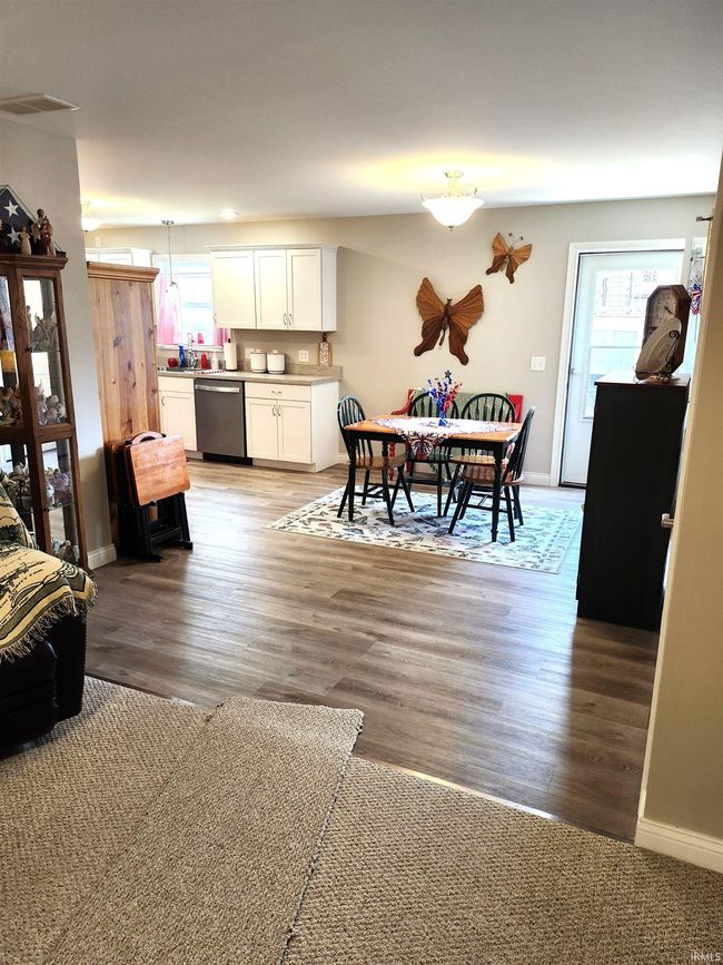 Open floor plan! | Image 6