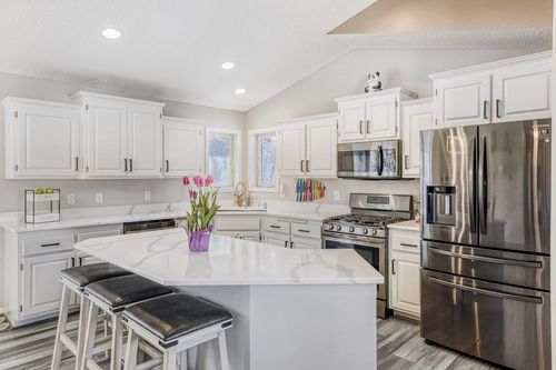 145 Terrace Rd Ne, Saint Michael, MN, 55376-4516 | Card Image