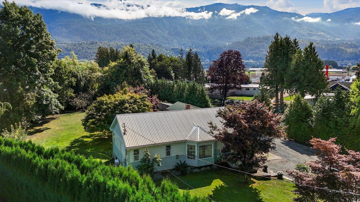 Residential in Rosedale