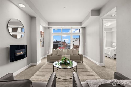 410-5105 Grand Loop, Tacoma, WA, 98407 | Card Image