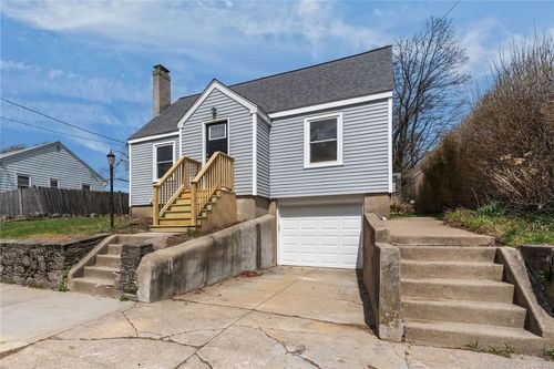 2 Sprague Avenue, East Providence, RI, 02915 | Card Image
