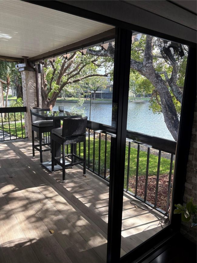 148 - 148 Wimbledon Lake Dr, Condo with 3 bedrooms, 2 bathrooms and null parking in Plantation FL | Image 13