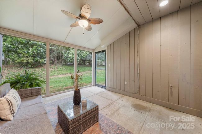 181 Riverview Ter, Condo with 3 bedrooms, 3 bathrooms and null parking in Lake Wylie SC | Image 24