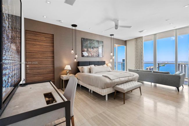 PH207 - 3470 E Coast Ave, Condo with 3 bedrooms, 3 bathrooms and null parking in MIAMI FL | Image 37
