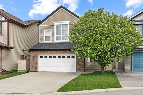 137 Copperleaf Bay Se, Calgary, AB, T2Z0J2 | Card Image