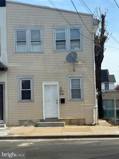 433 Bridgeboro St, RIVERSIDE, NJ, 08075-3206 | Card Image