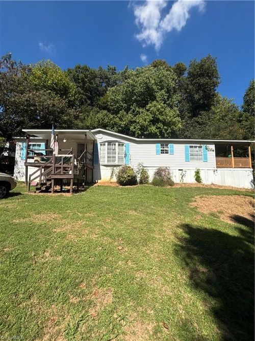 568 Woodoak Trl, Randleman, NC, 27317-7348 | Card Image