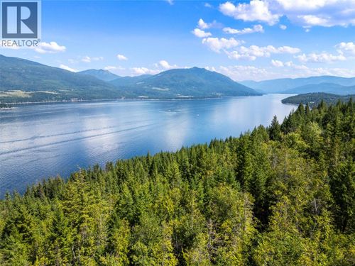 3560 Eagle Bay Rd, Eagle Bay, BC, V0E1T0 | Card Image