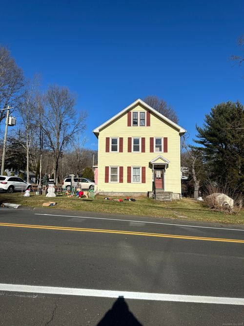 fl-2nd-1046 Main St, Coventry, CT, 06238-3153 | Card Image