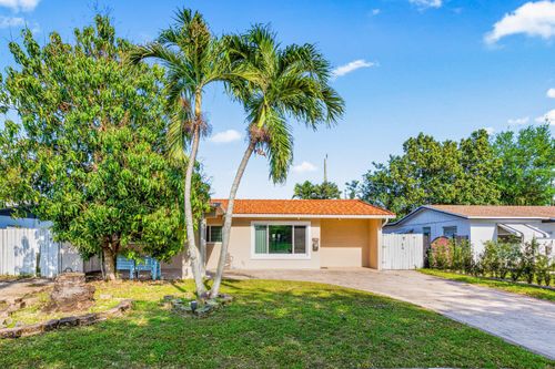 1121 N 66th Ter, Hollywood, FL, 33024-5727 | Card Image