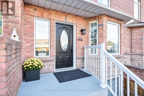 426 Brock St N, Whitby, ON, L1N4H9 | Card Image