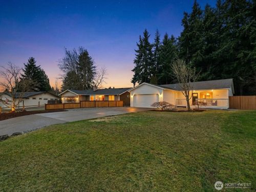 1900 Alder Place, Milton, WA, 98354 | Card Image