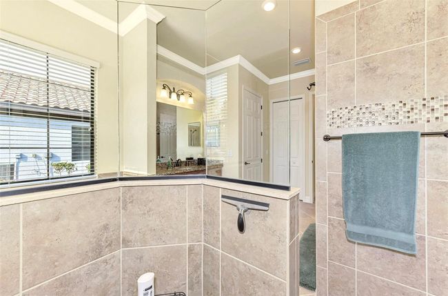 Walk-In Shower | Image 45