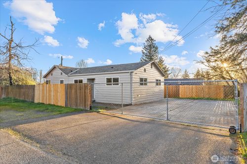 5920 S 118th St, Seattle, WA, 98178-2934 | Card Image
