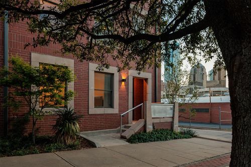 14 Ne 3rd St, Oklahoma City, OK, 73104-2206 | Card Image