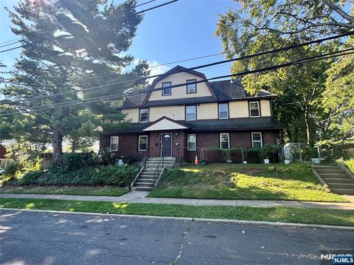 438 North St, Teaneck, NJ, 07666-2351 | Card Image