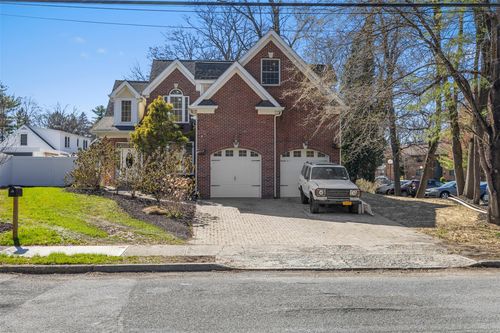 42 Beechwood Ave, Poughkeepsie, NY, 12603-4034 | Card Image