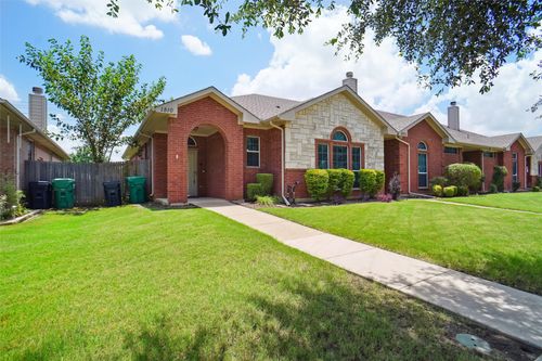 1810 Poinsettia Blvd, Denton, TX, 76208-7557 | Card Image