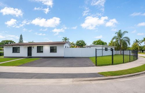 10955 Sw 223rd St, Miami, FL, 33170-6558 | Card Image