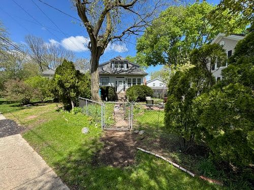 416 Illinois Rd, Wilmette, IL, 60091-2339 | Card Image