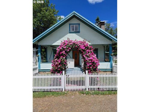 219 Gilbert Ave, Glendale, OR, 97442-9664 | Card Image