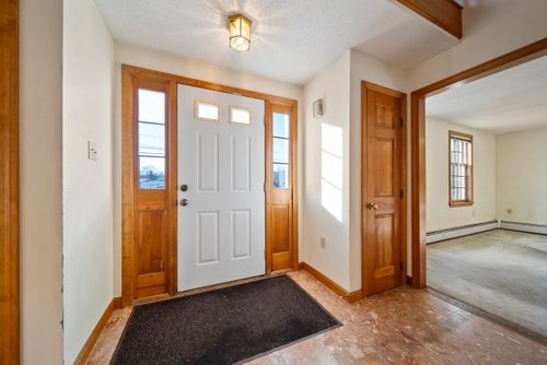 100 School St, Salem, NH, 03079-2601 | Card Image