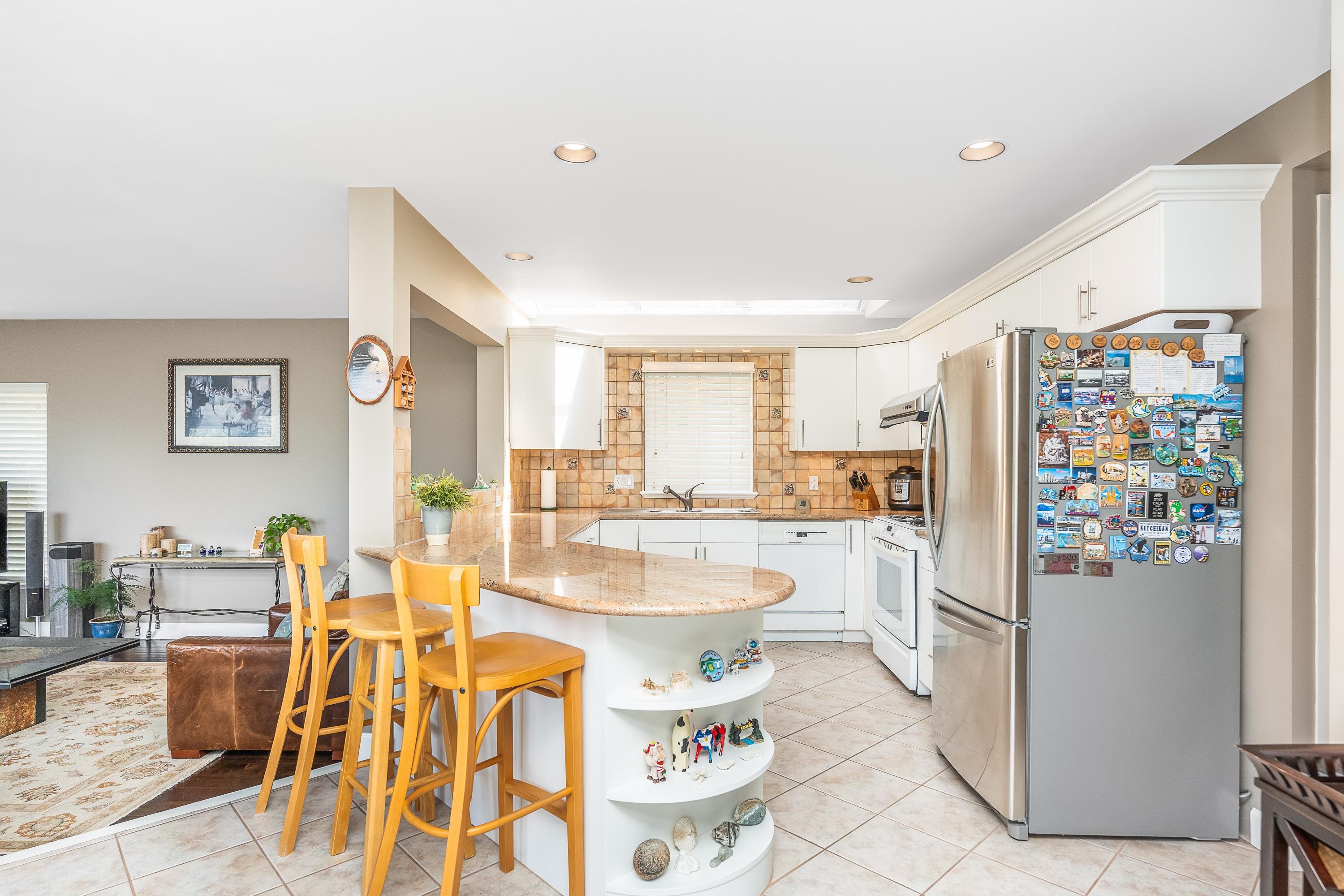 5394 Westhaven Wynd, House other with 5 bedrooms, 3 bathrooms and 2 parking in West Vancouver BC | Image 5