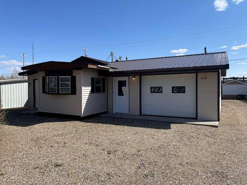310 2 St N, Grassy Lake, AB, T0K0Z0 | Card Image