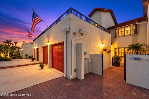 2591 Sykes Creek Dr, MERRITT ISLAND, FL, 32953-2921 | Card Image