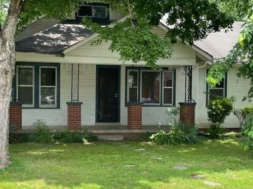 201 Arrowhead St, Jackson, TN, 38301-6607 | Card Image