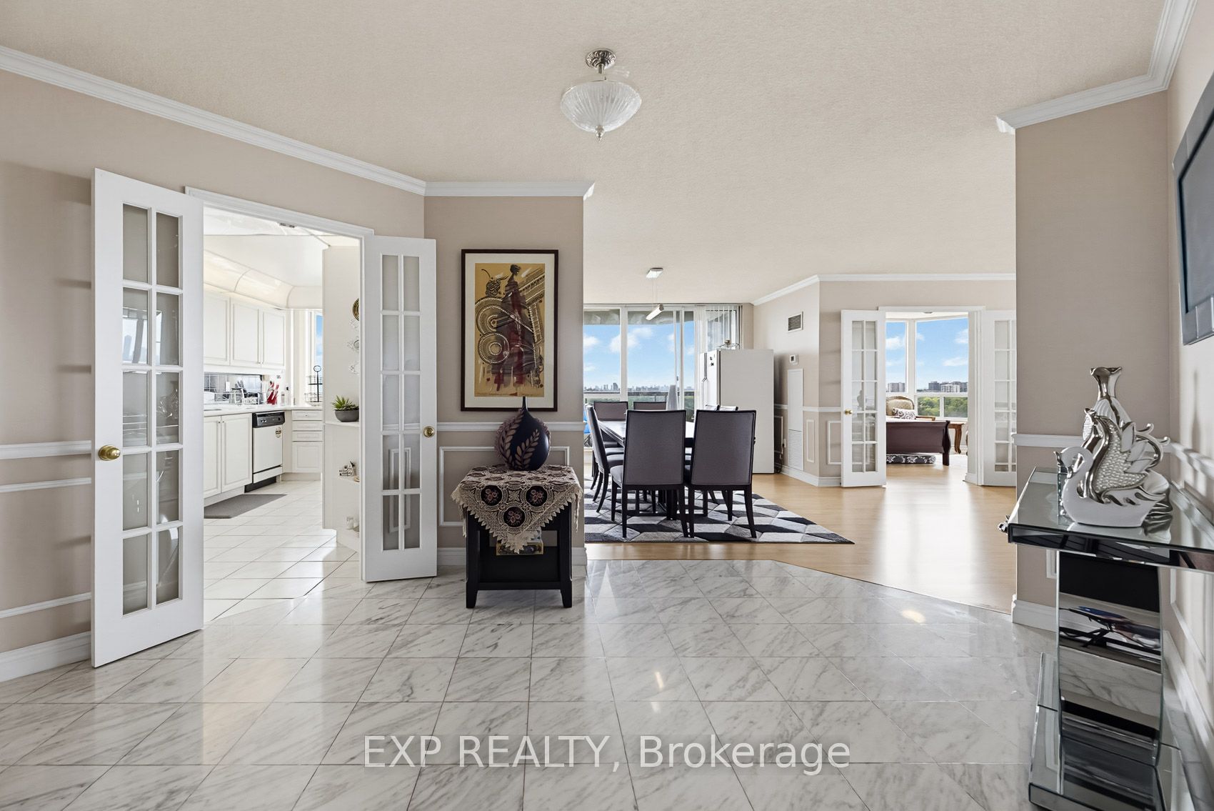 Residential in Toronto E05 5