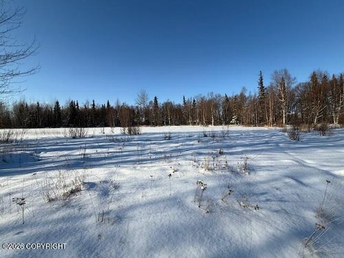 15270 E Peaceful Ln, Palmer, AK, 99645-9757 | Card Image