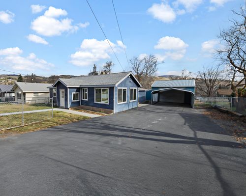 1821 Lancaster Ave, Klamath Falls, OR, 97601-2141 | Card Image