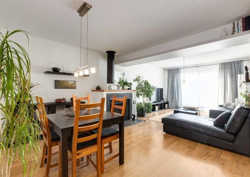 25-3302 50 St Nw, Calgary, AB, T3A2C6 | Card Image