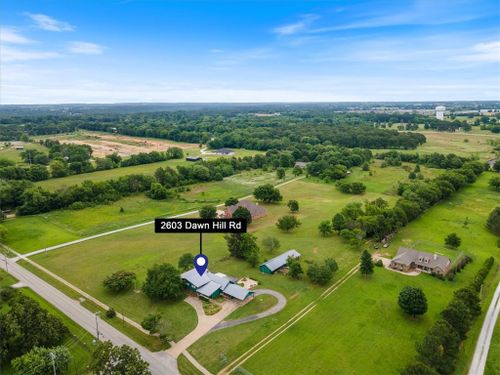 2603 Dawn Hill Rd, Siloam Springs, AR, 72761-8259 | Card Image