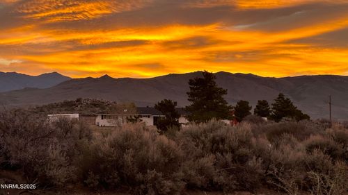 110 Quarterhorse Cir, Reno, NV, 89508-9511 | Card Image