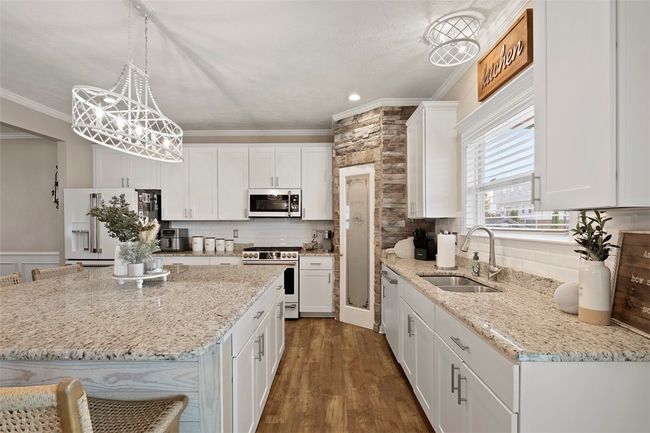 106 Fineview Cir, House other with 4 bedrooms, 4 bathrooms and null parking in Brighton Twp PA | Image 15