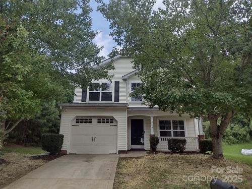 12444 Stowe Acres Dr, Charlotte, NC, 28262-1001 | Card Image